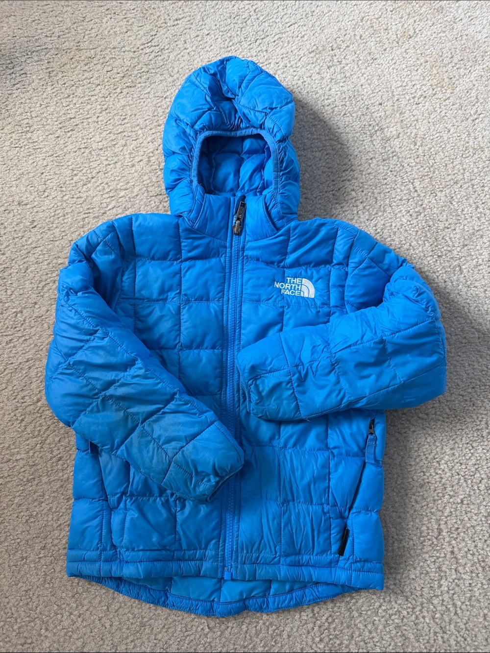 The North Face Youth size 7/8 Thermoball Puffer Jacket Blue